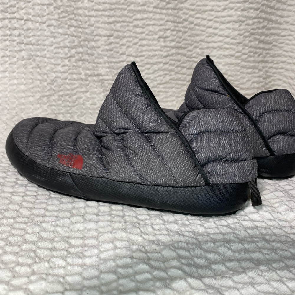 The North Face Gray Quilted Slippers